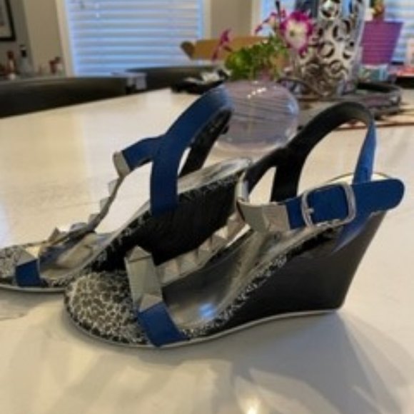 Reaction Kenneth Cole Wedge size 5 Shoes - Picture 2 of 4